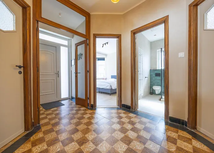 Semesterbostad In Near